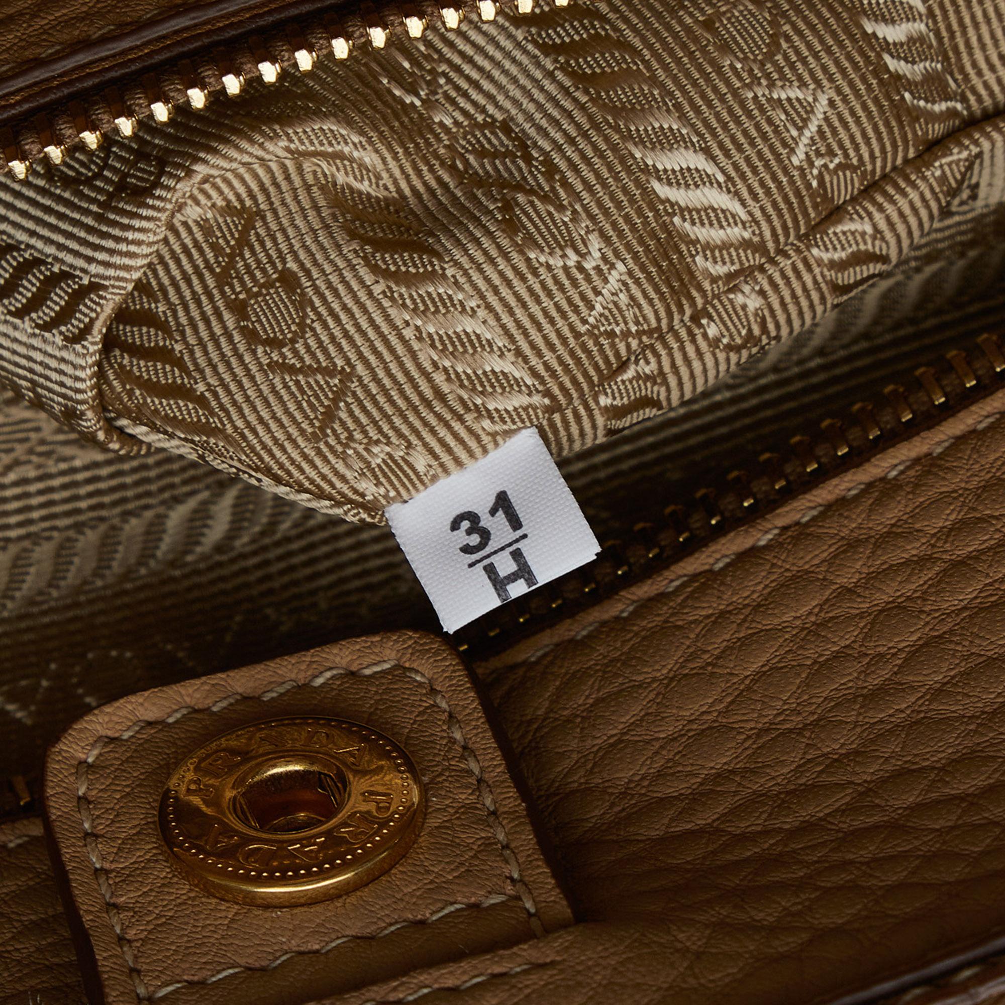 Prada Large Vitello Daino Double Zip Tote (SHG-kIo0pE)