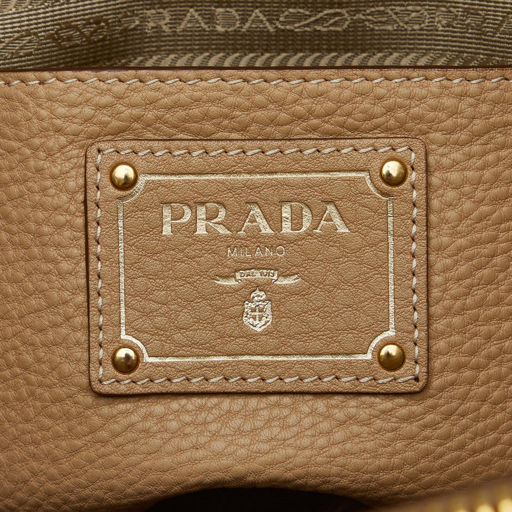 Prada Large Vitello Daino Double Zip Tote (SHG-kIo0pE)