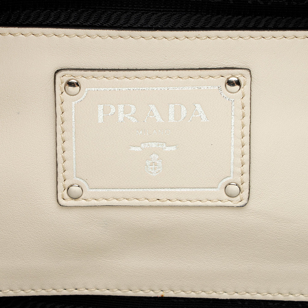 Prada Leather Soft Shopping Tote (SHF-SUTEao)