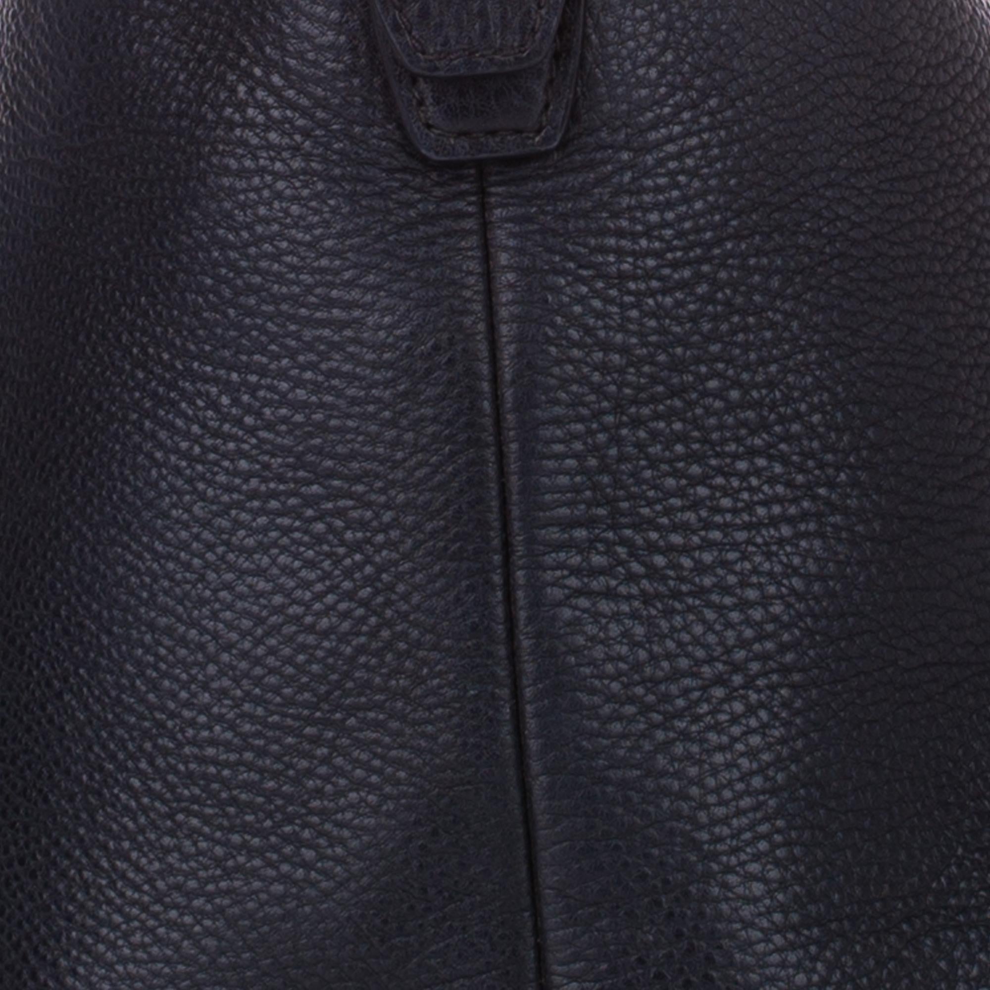 Prada Leather Tote Bag (SHG-29438)