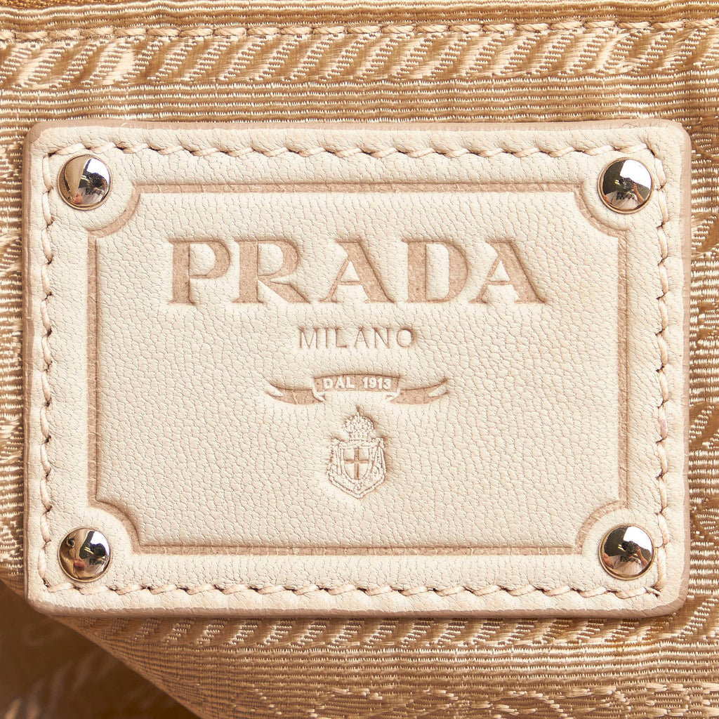 Prada Leather Tote Bag (SHG-32898)