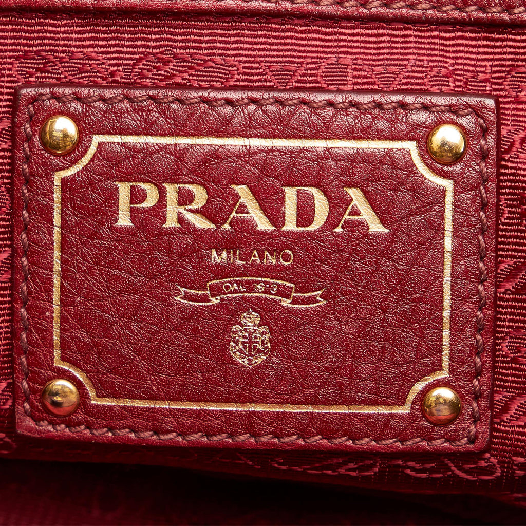 Prada Leather Tote Bag (SHG-33978)
