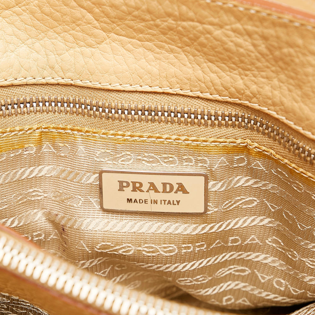 Prada Leather Tote Bag (SHG-34970)