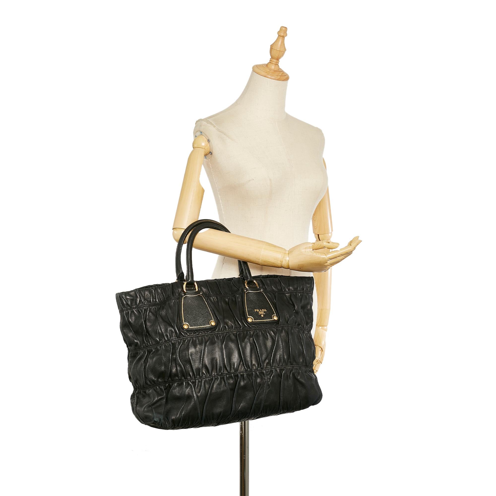 Prada Nappa Gaufre Tote Bag (SHG-25682)