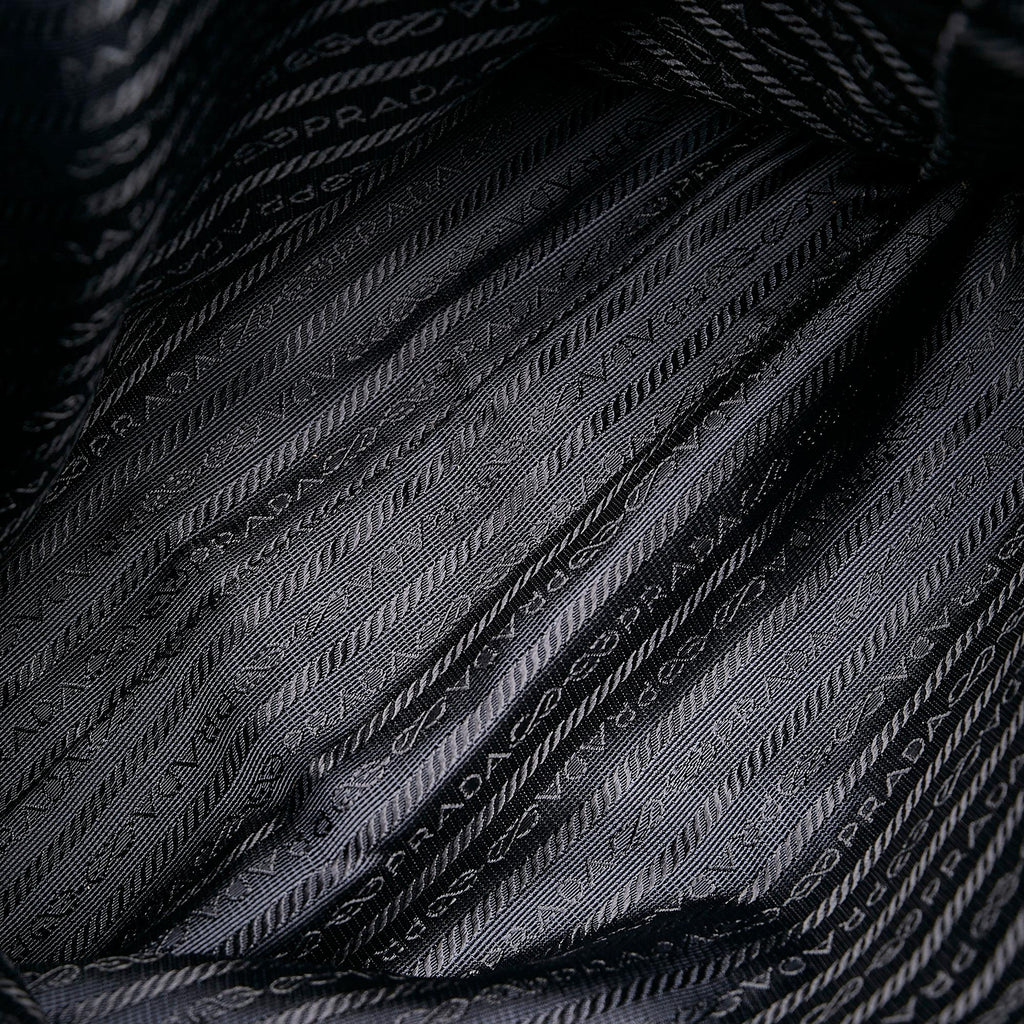 Prada Nylon Tote (SHG-36639)