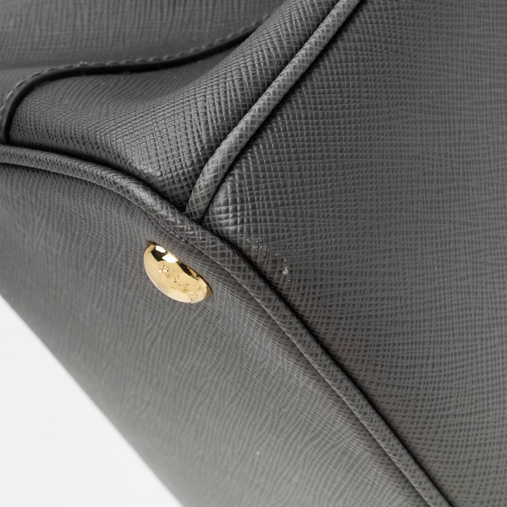 Prada Saffiano Ombre Lux Galleria Medium Tote (SHF-zz0GrF)