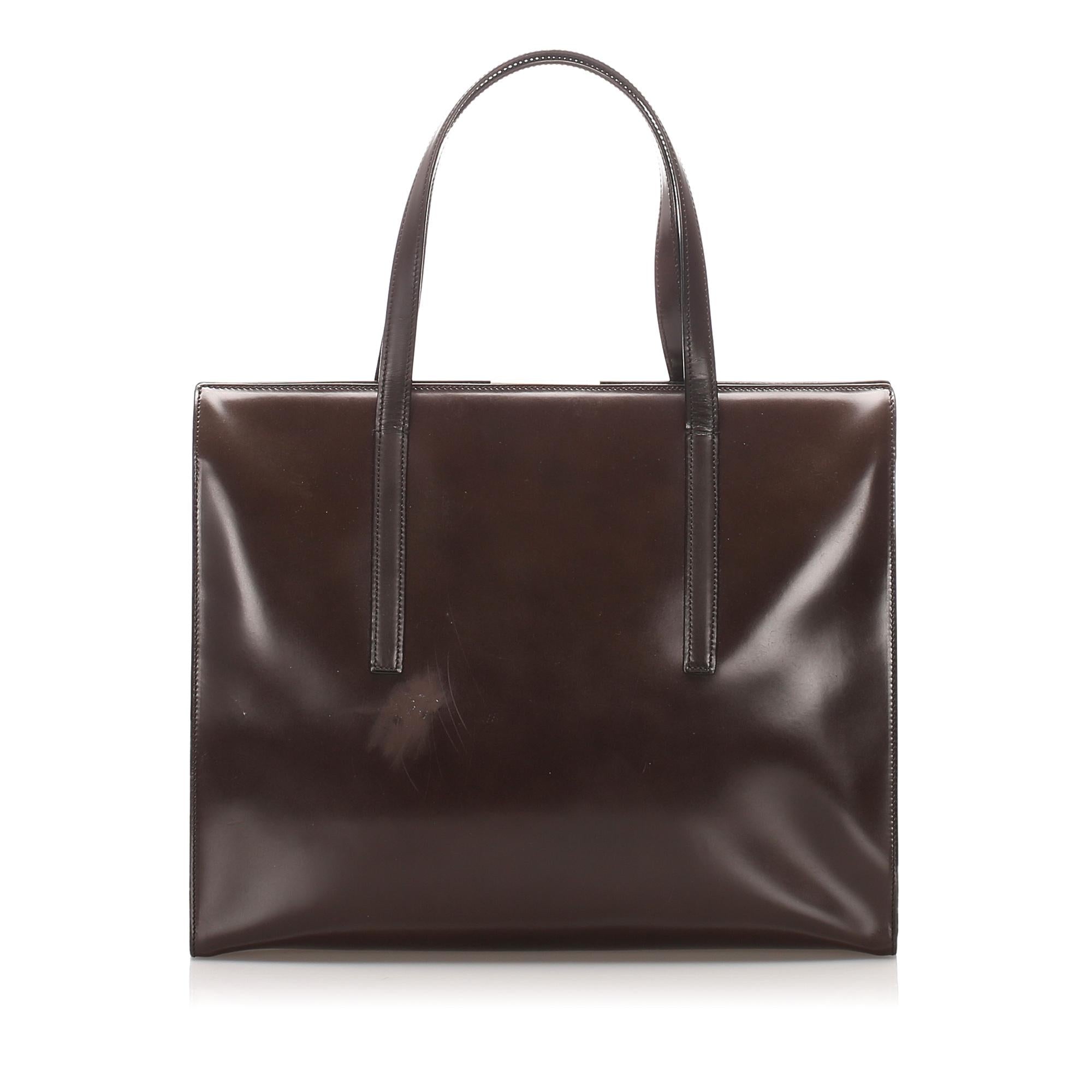Prada Leather Tote (SHG-24024)