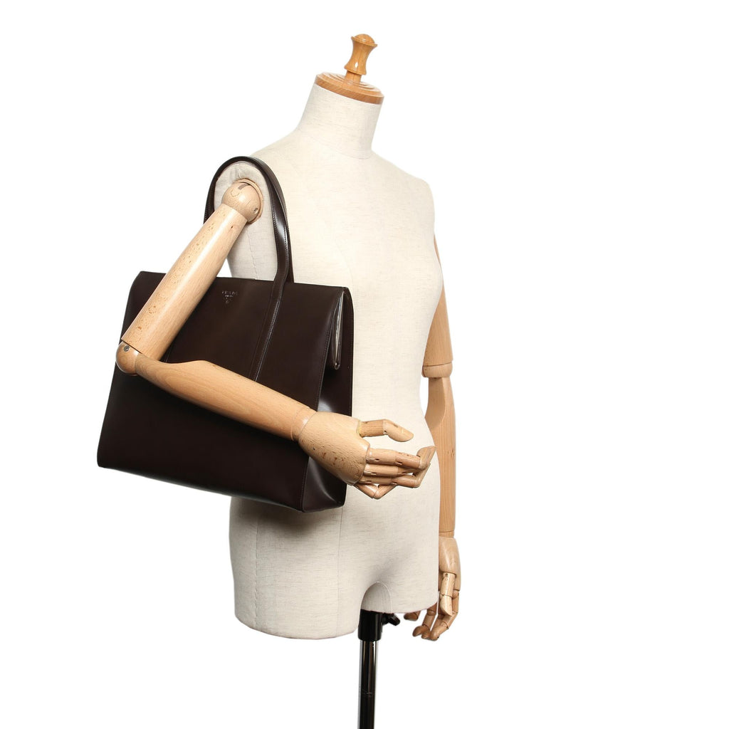 Prada Leather Tote (SHG-24024)