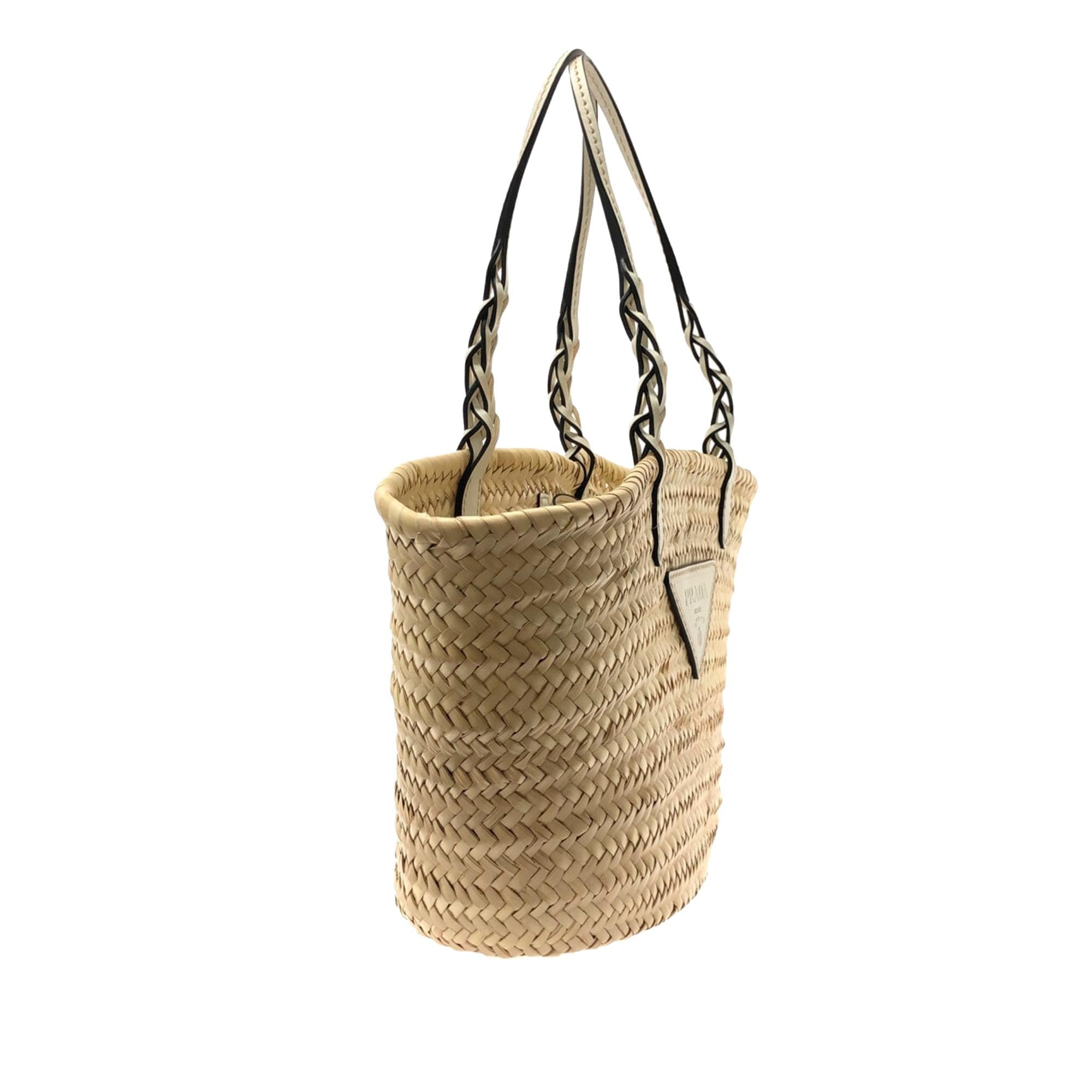 Prada Raffia Basket Tote (SHG-V4nVQy)