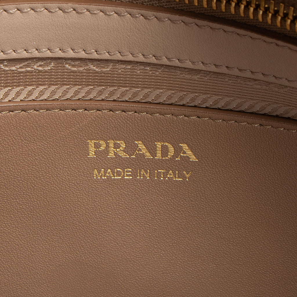 Prada Saffiano City Calf Esplanade Medium Tote