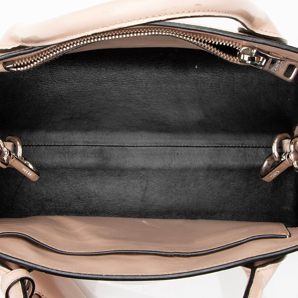Prada Saffiano Cuir Leather Monochrome Tote (SHF-22650)