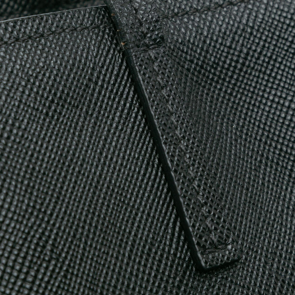 Prada Saffiano Cuir Tote (SHG-U4r466)