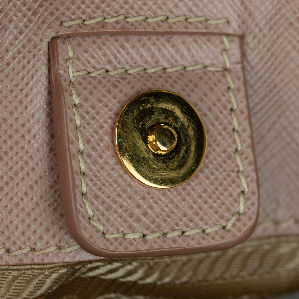 Prada Saffiano Galleria Tote Bag (SHG-37596)