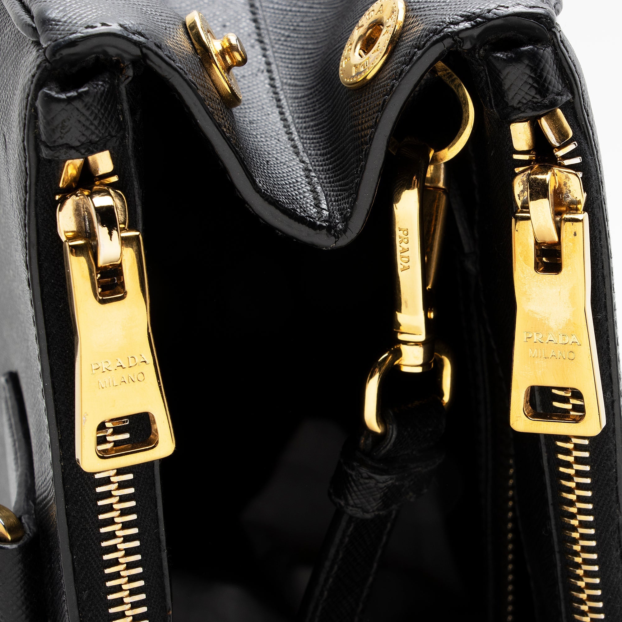 Prada Saffiano Lux Double-Zip Medium Tote (SHF-22264)