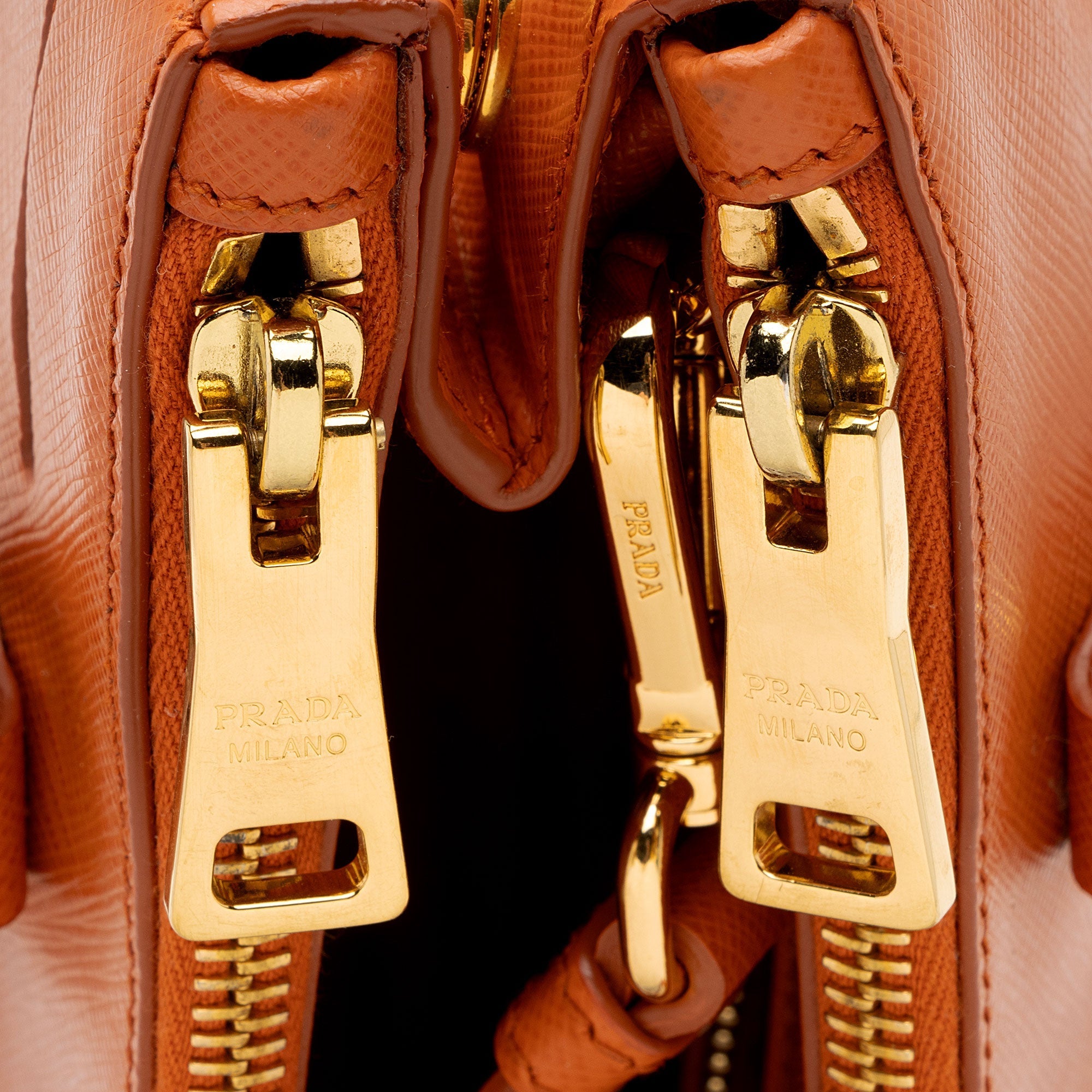 Prada Saffiano Lux Double Zip Small Tote (SHF-NOVFrz)