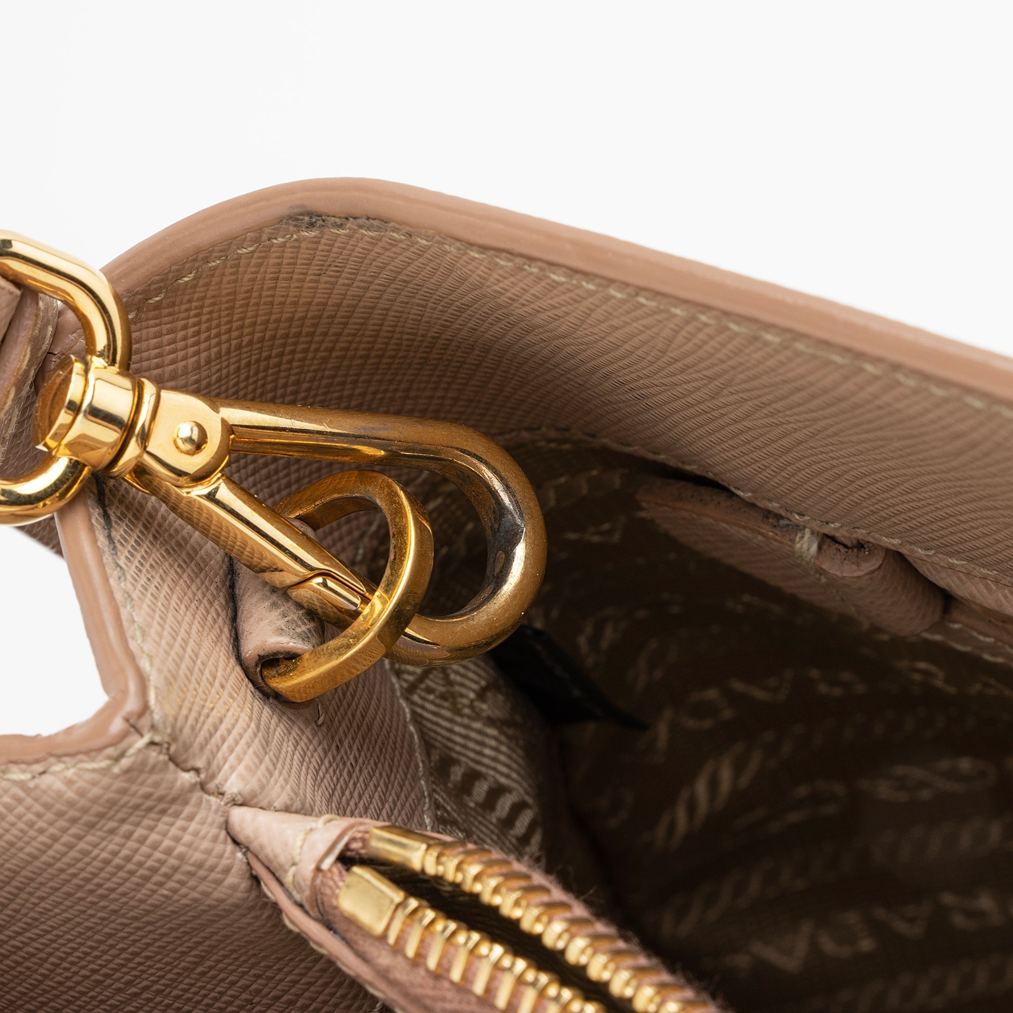 Prada Saffiano Lux Galleria Medium Tote (SHF-22679)