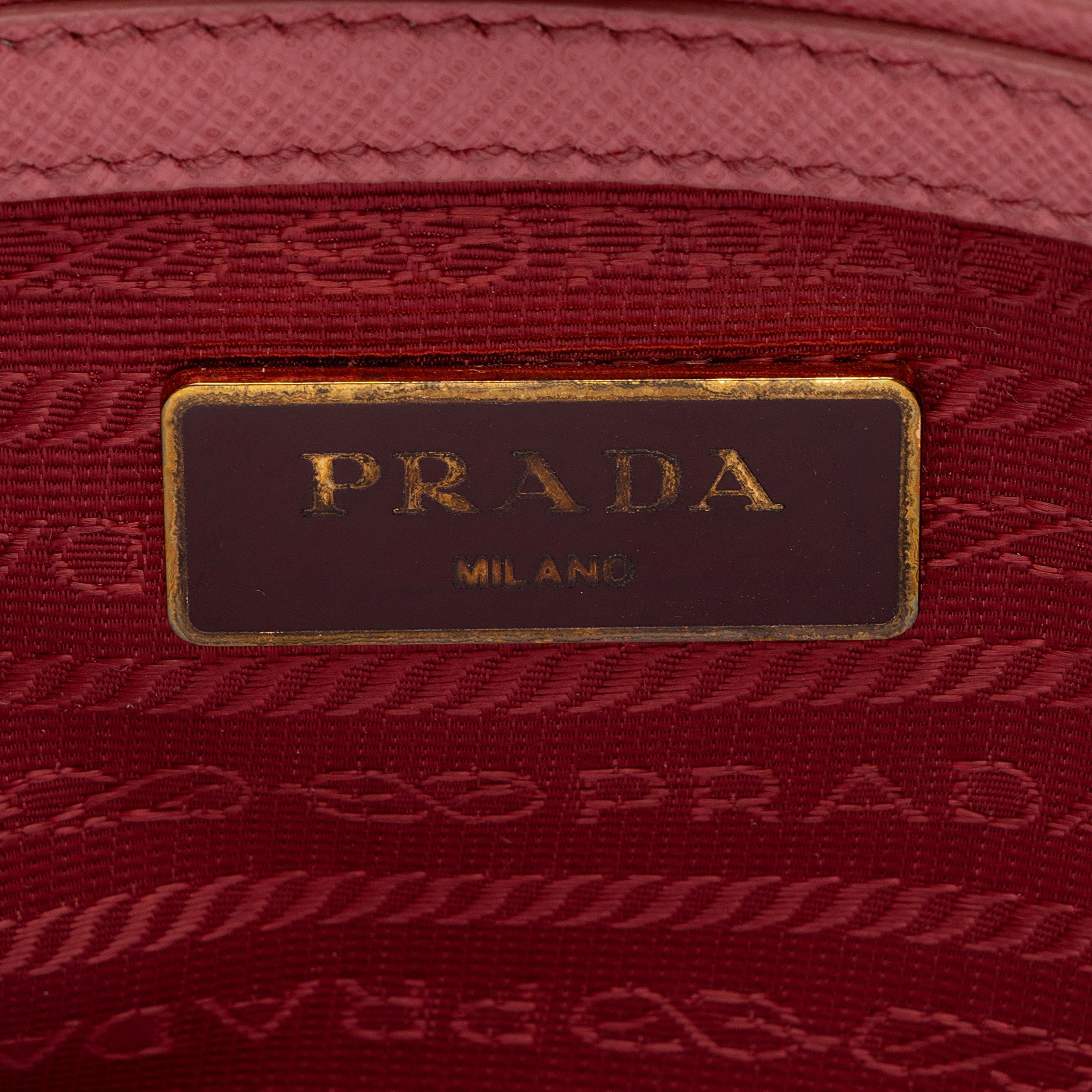 Prada Saffiano Lux Galleria Medium Tote (SHF-tLsMZP)