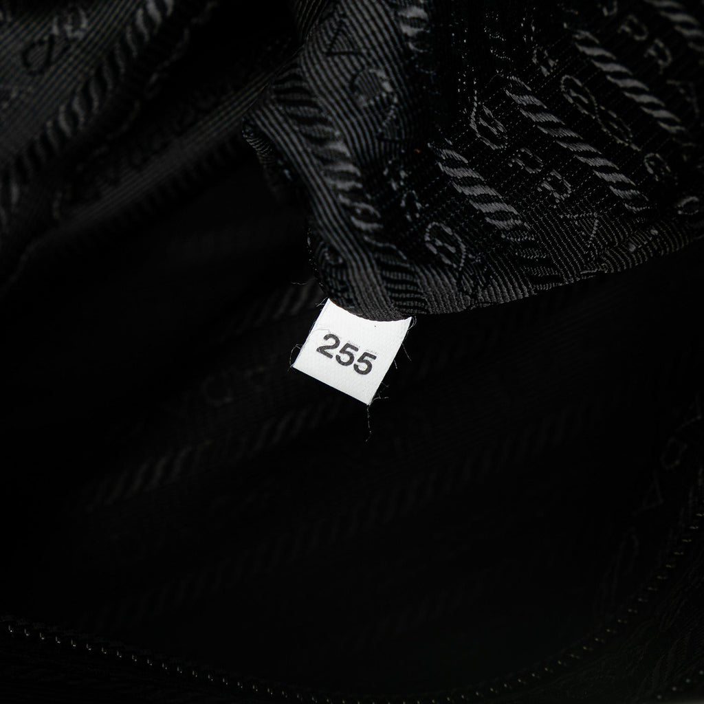 Prada Saffiano Trimmed Tessuto Tote (SHG-t6TQAg)