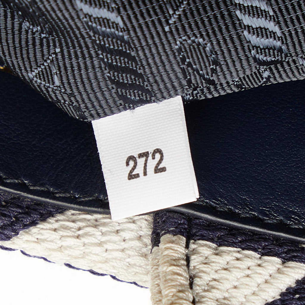 Prada Small Symbole Triangolo Tote (SHG-hRk7cv)
