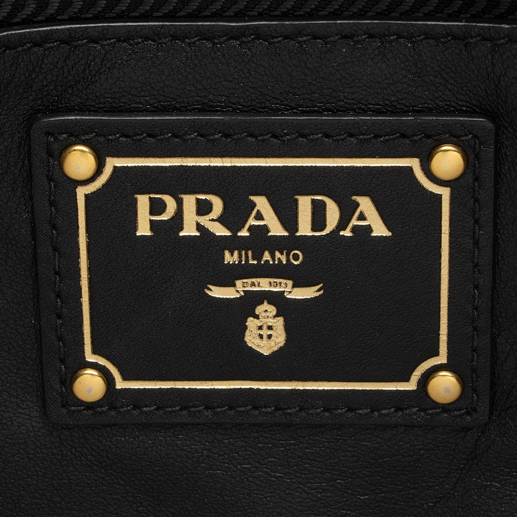 Prada Soft Calf Pocket Shopping Tote (SHF-neGuwb)