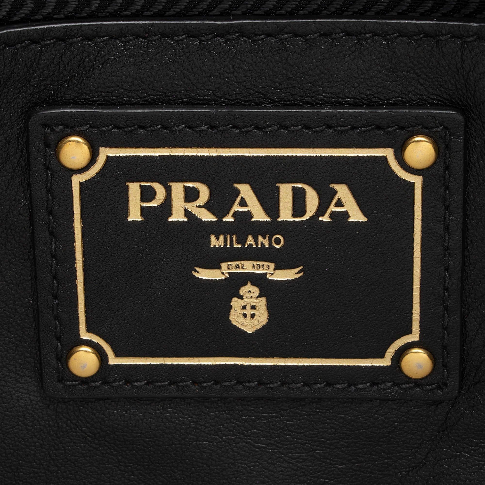 Prada Soft Calf Pocket Shopping Tote (SHF-neGuwb)