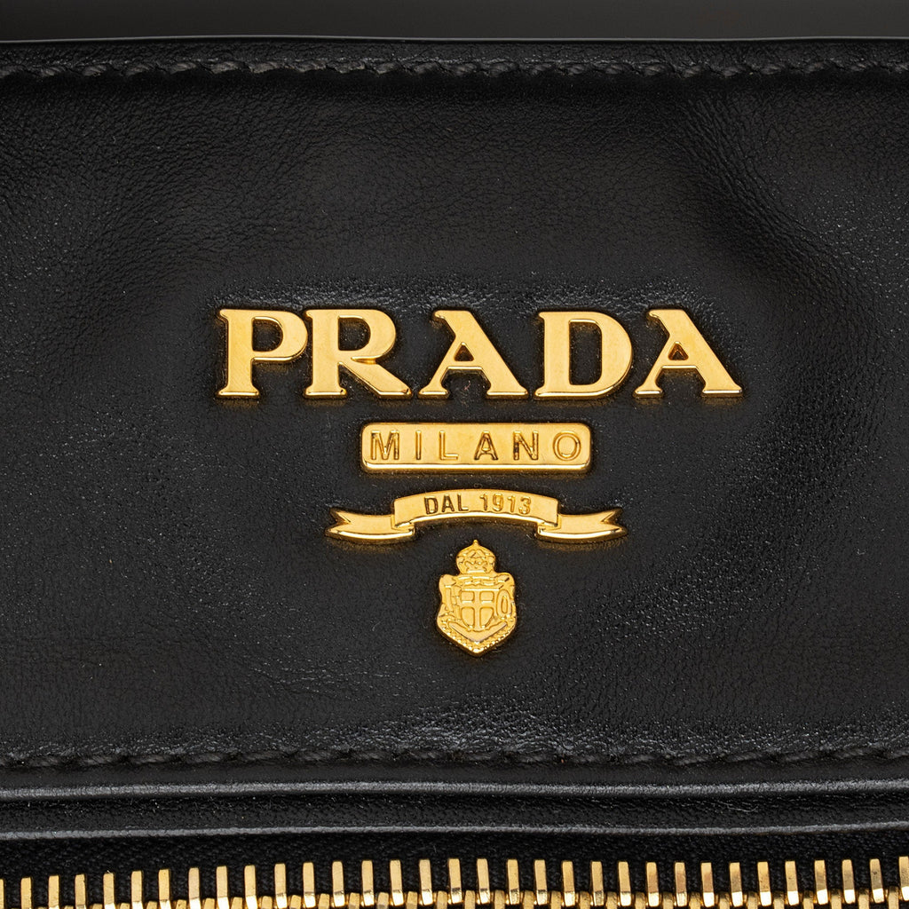 Prada Soft Calf Pocket Shopping Tote (SHF-neGuwb)
