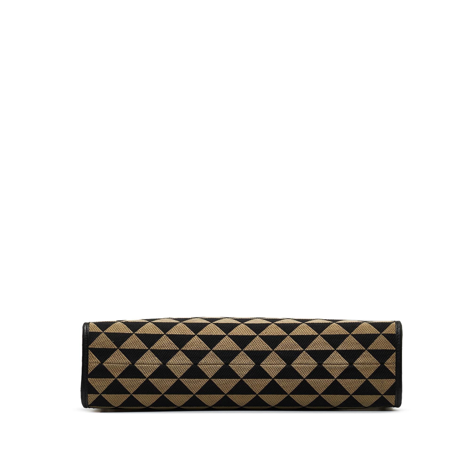 Prada Symbole Triangolo Tote (SHG-eoCrkY)