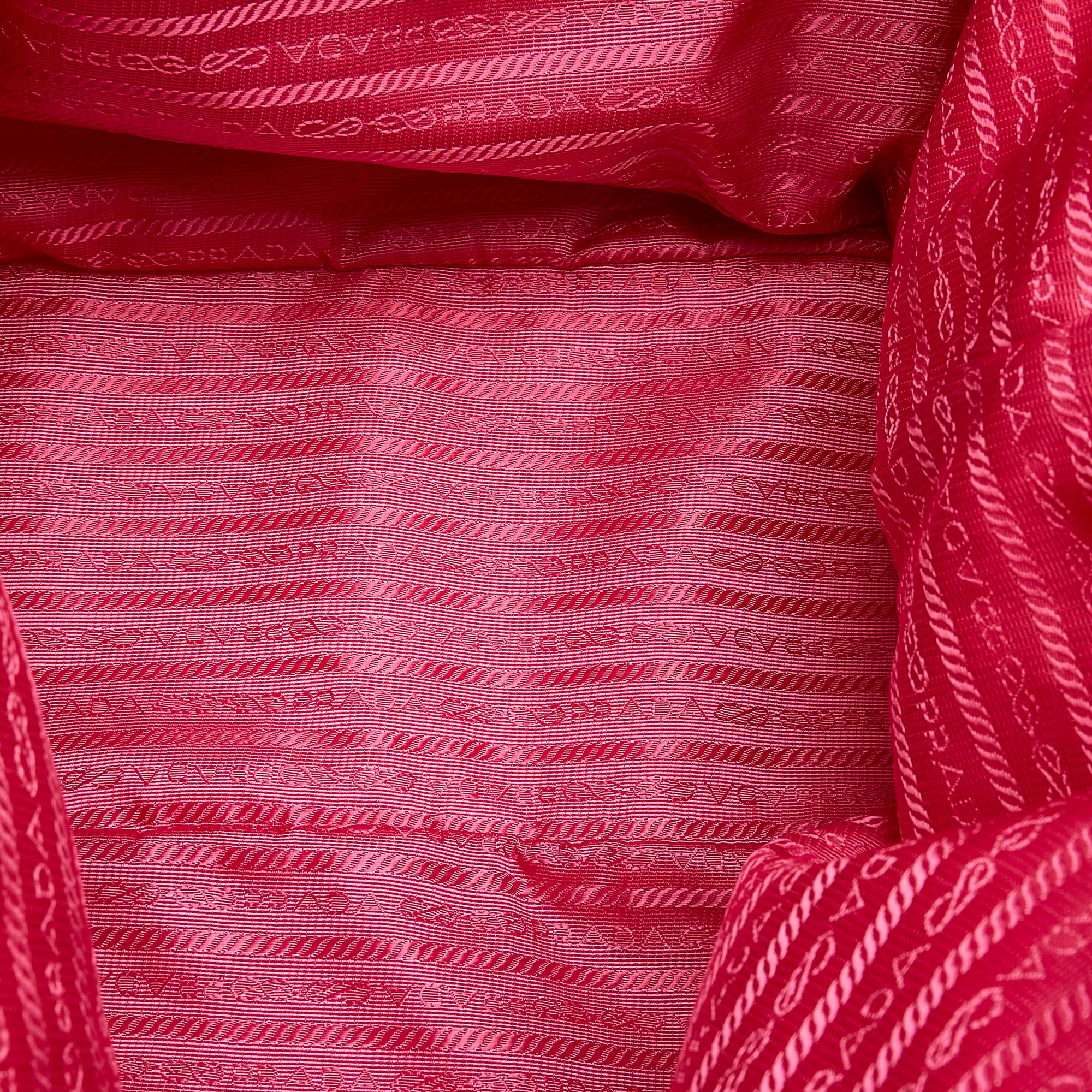 Prada Tessuto Canapa Tote Bag (SHG-23294)