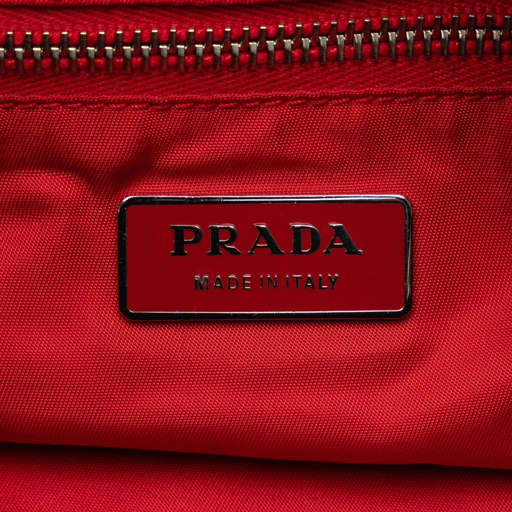 Prada Tessuto Drawstring Tote (SHG-KLu2YA)