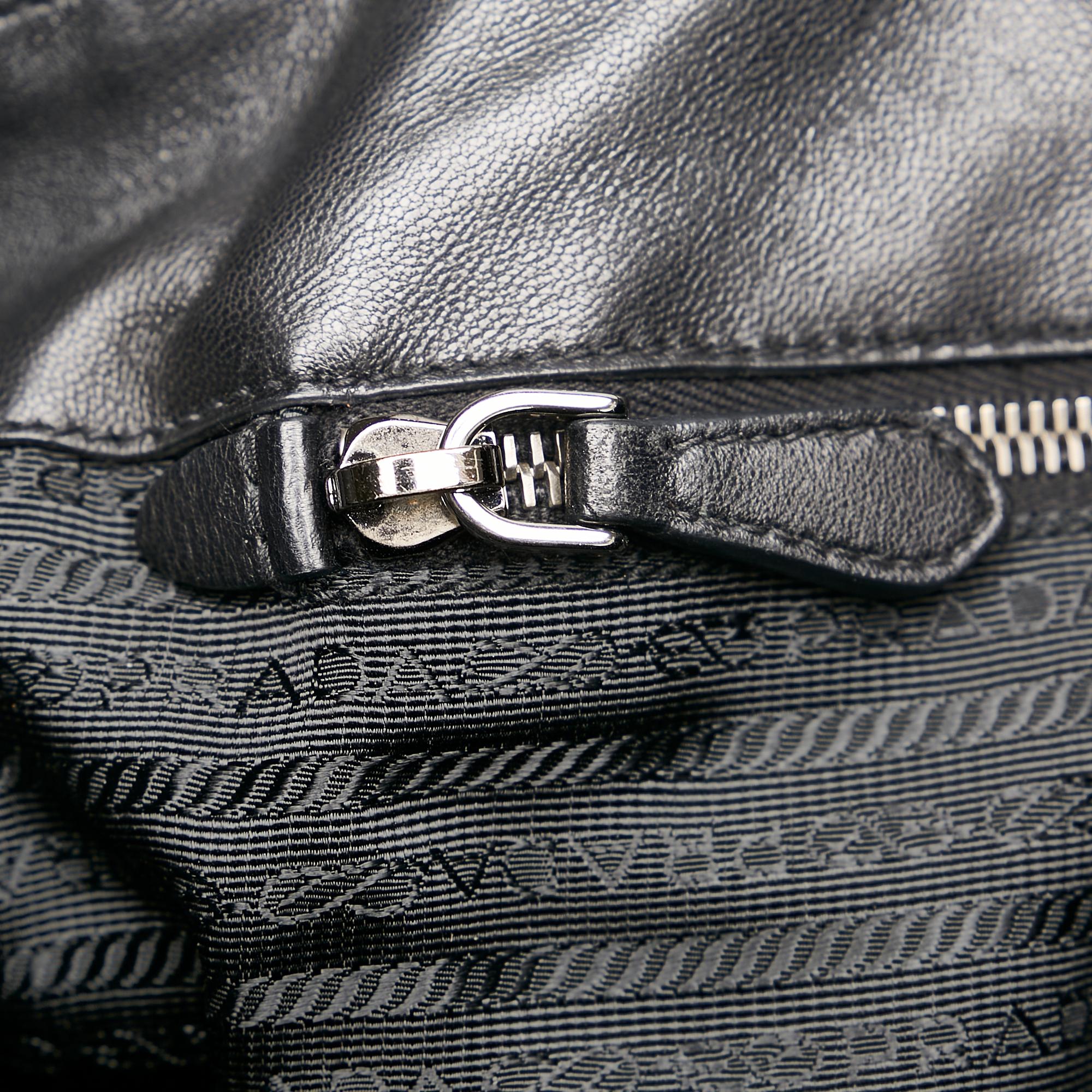 Prada Tessuto Gaufre Tote Bag (SHG-29007)