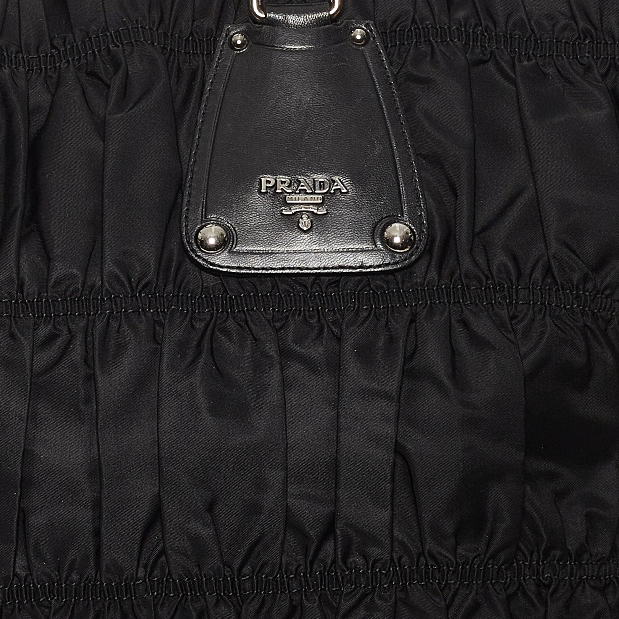 Prada Tessuto Gaufre Tote Bag (SHG-29007)