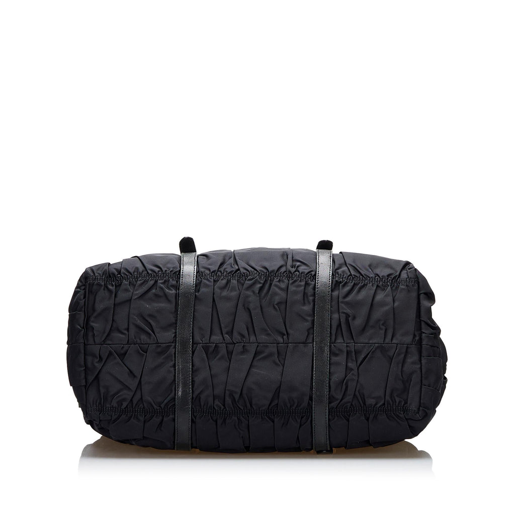 Prada Tessuto Gaufre Tote (SHG-GeEzlG)