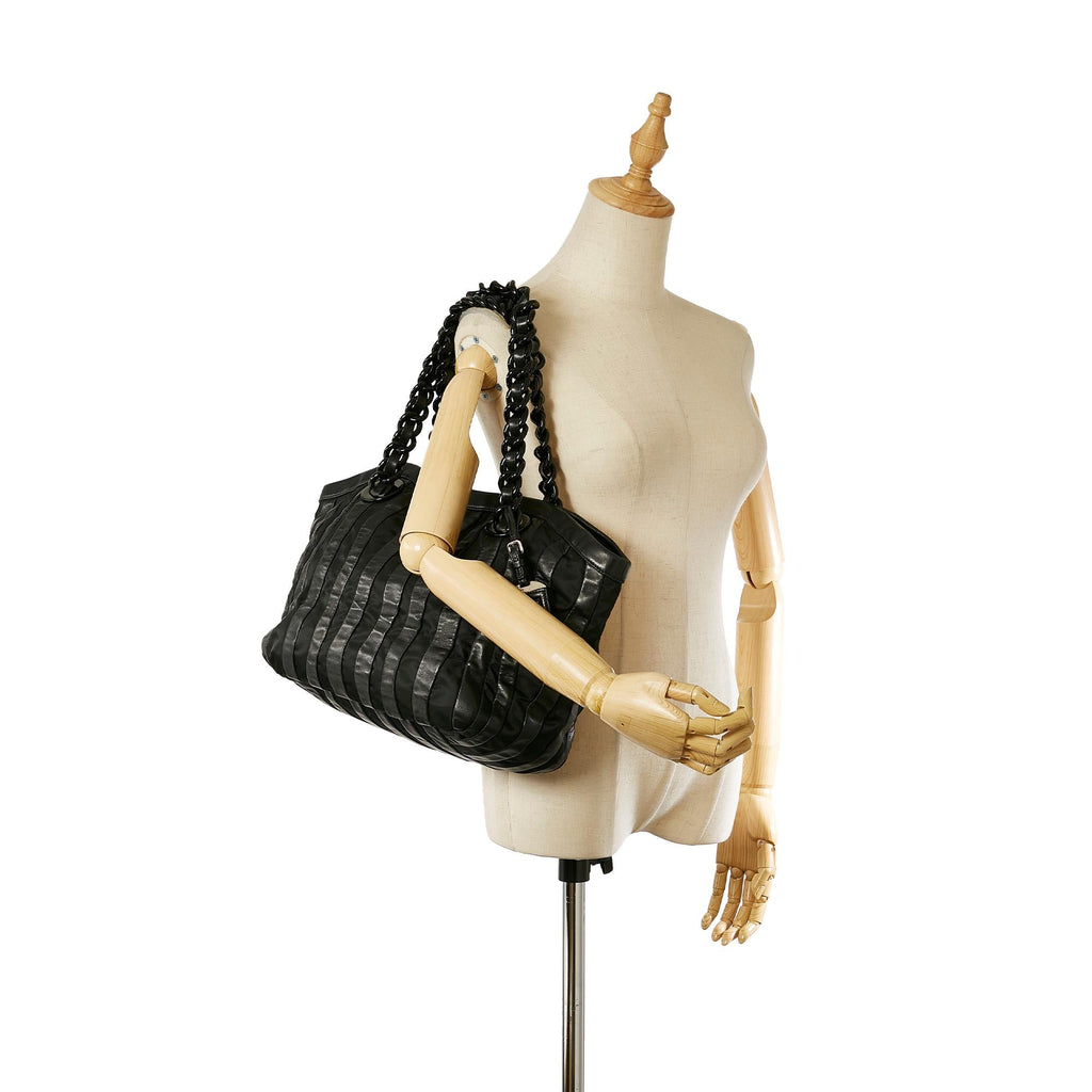 Prada Tessuto Nappa Waves Tote Bag (SHG-31936)