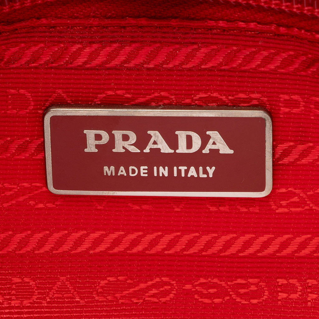 Prada Tessuto Pocket Drawstring Shopper Tote (SHF-hl0aPL)