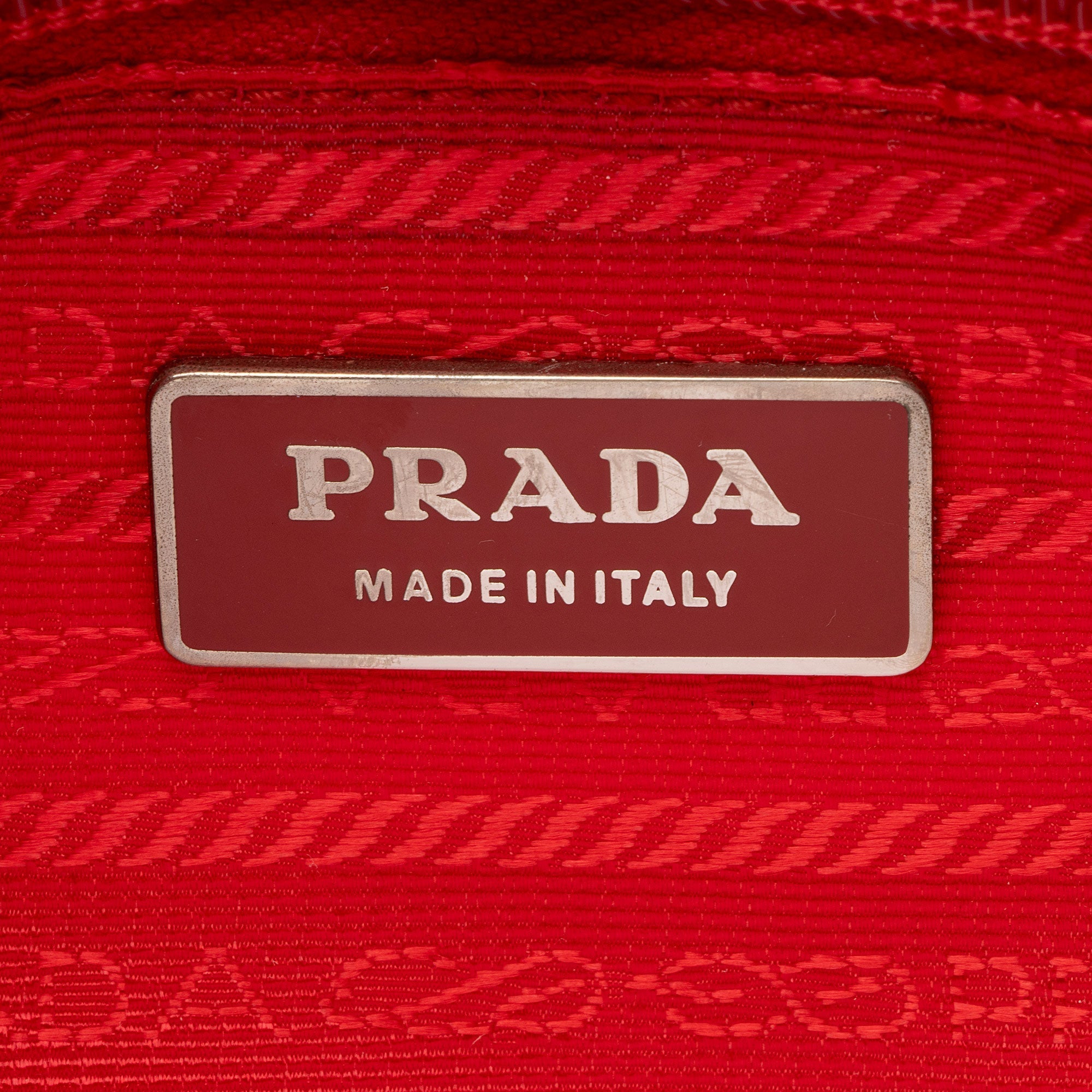 Prada Tessuto Pocket Drawstring Shopper Tote (SHF-hl0aPL)