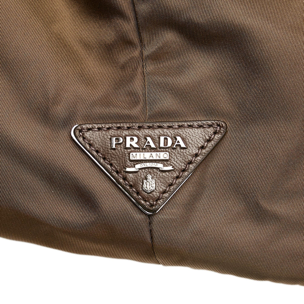 Prada Tessuto Reversible Tote (SHG-bV6hkH)