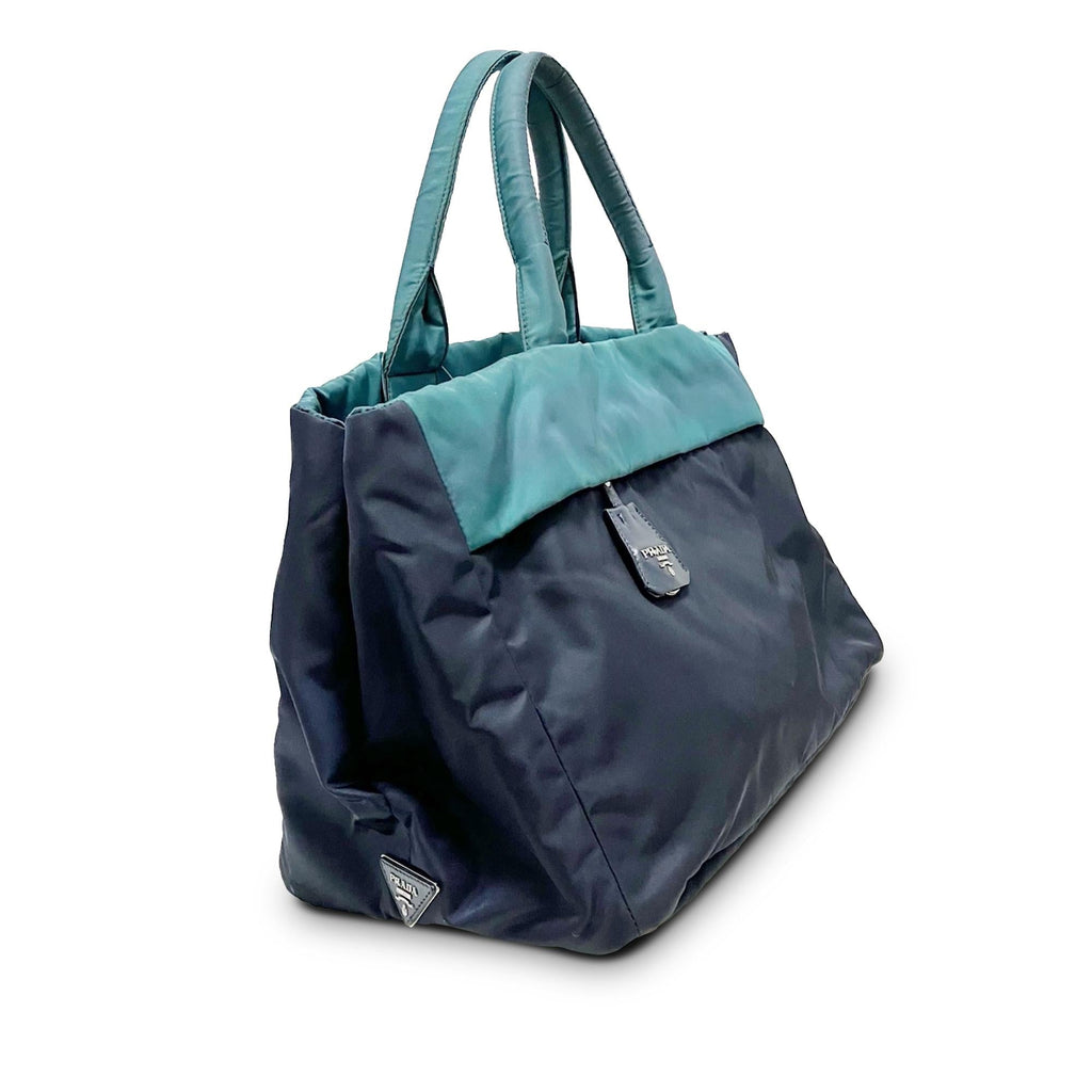 Prada Tessuto Reversible Tote (SHG-bzT7ei)