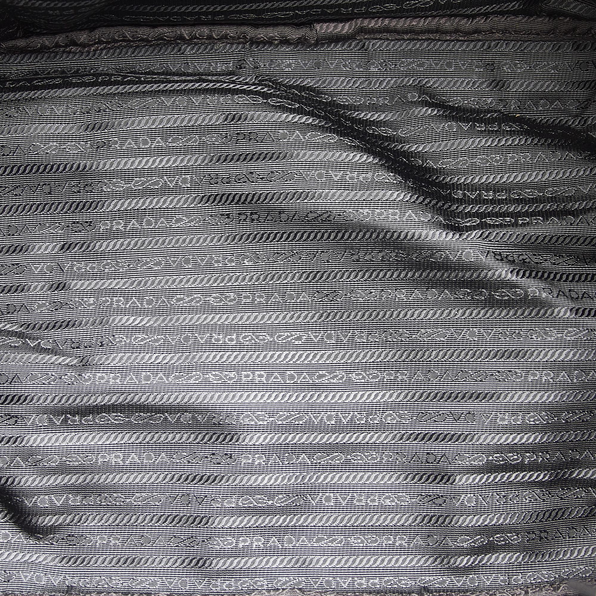 Prada Tessuto Stampato Tote Bag (SHG-24711)