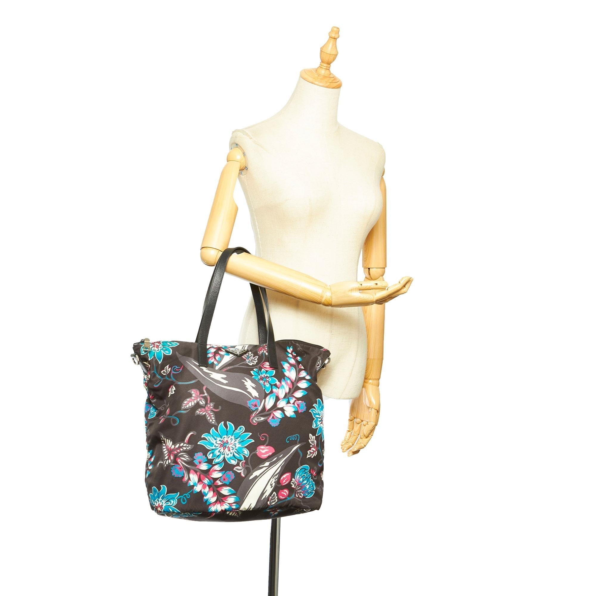 Prada Tessuto Stampato Tote Bag (SHG-31666)