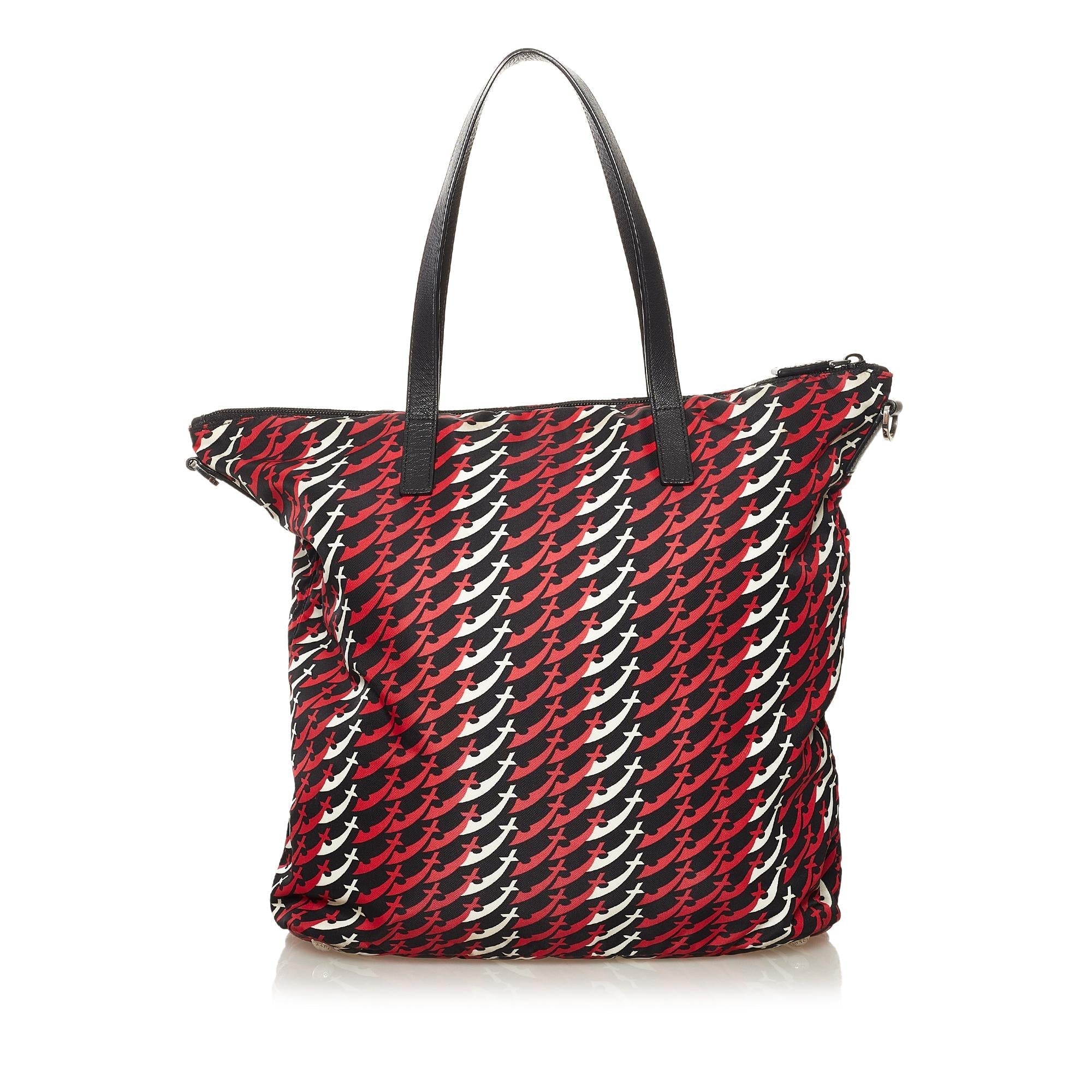 Prada Tessuto Stampato Tote (SHG-34389)