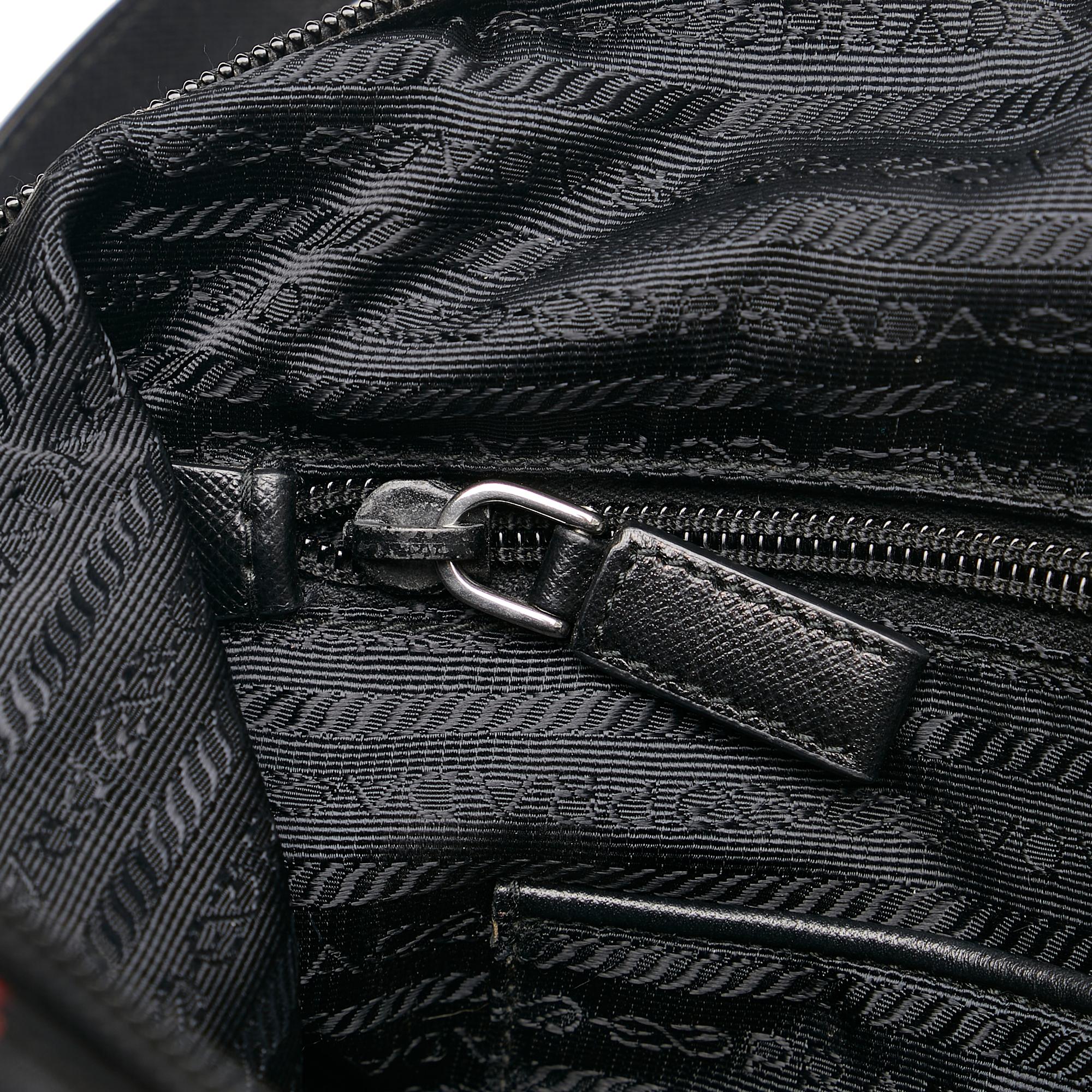 Prada Tessuto Stampato Tote (SHG-34389)