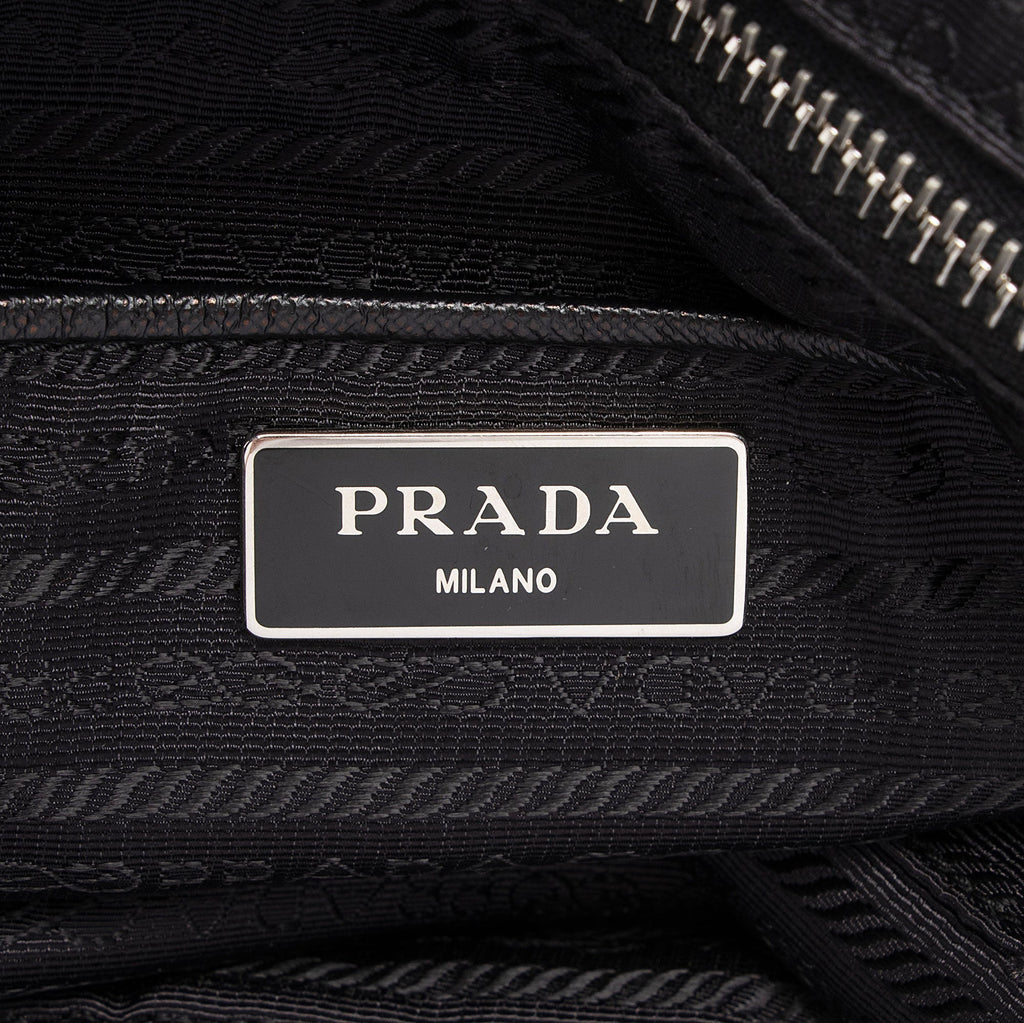 Prada Tessuto Tall Tote (SHF-cp77H4)
