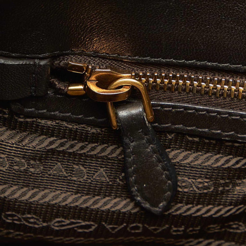 Prada Tessuto Tote Bag (SHG-16170)