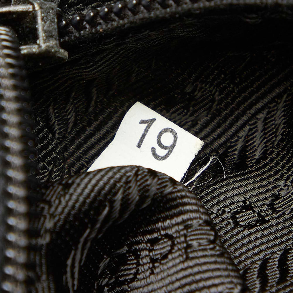 Prada Tessuto Tote Bag (SHG-19519)