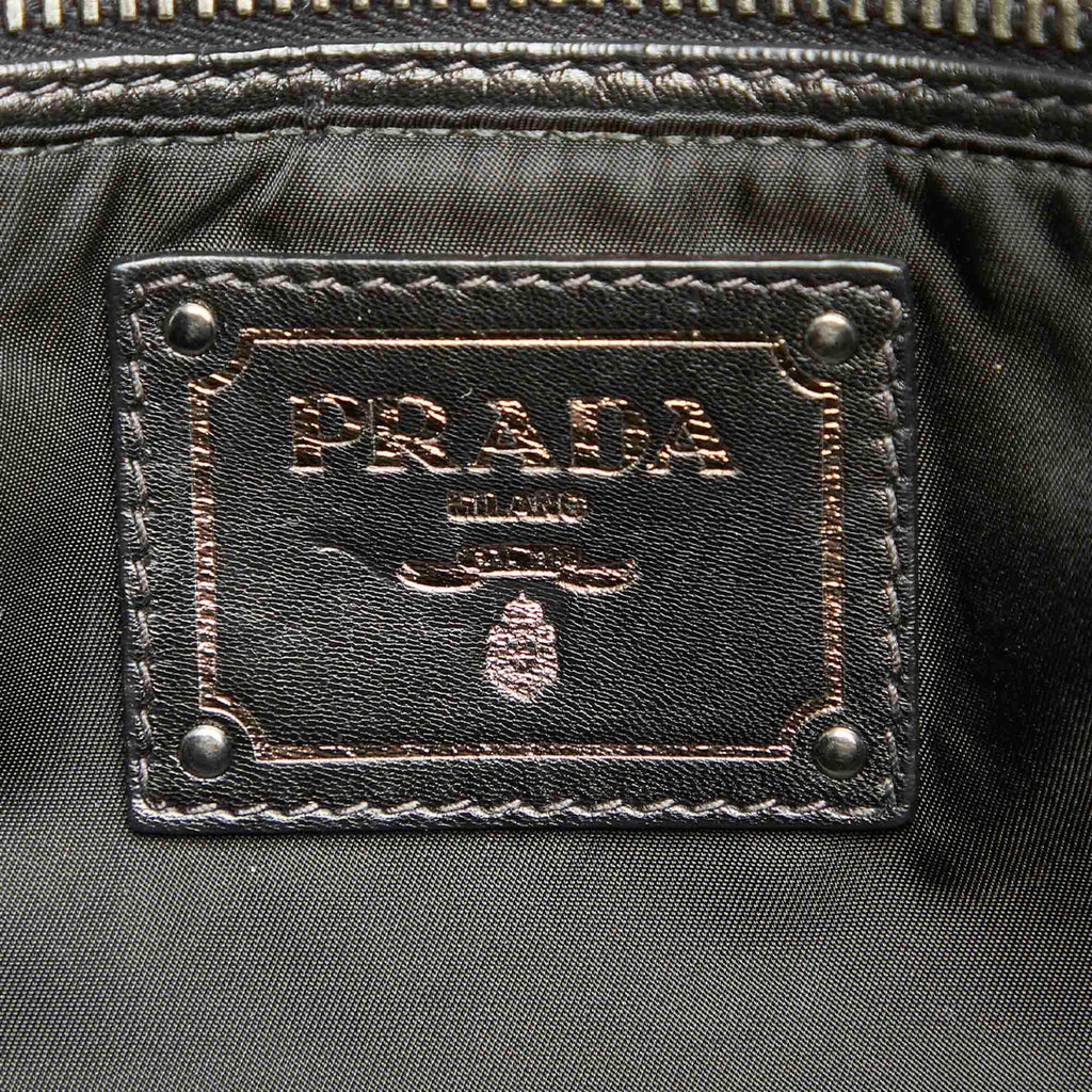 Prada Tessuto Tote Bag (SHG-31523)