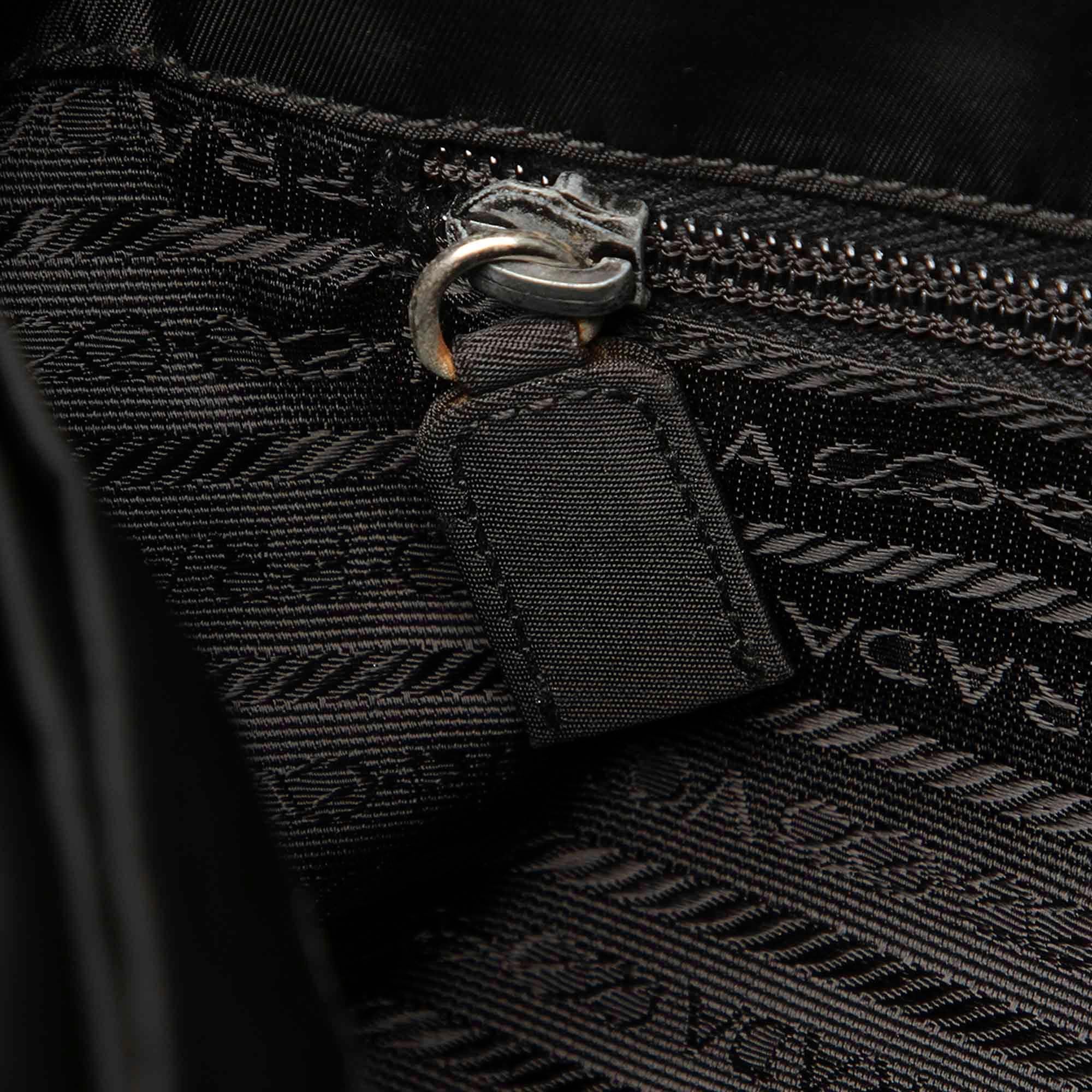 Prada Tessuto Tote Bag (SHG-31530)