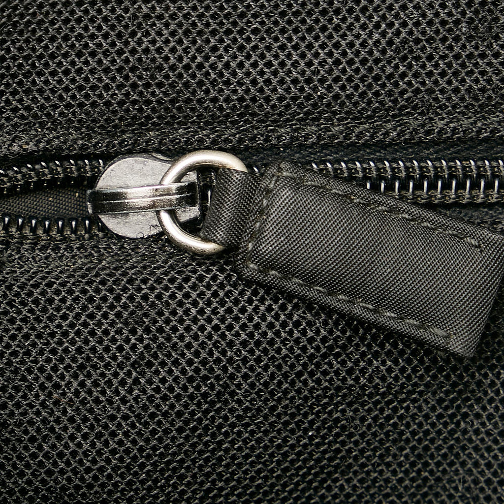 Prada Tessuto Tote Bag (SHG-31560)