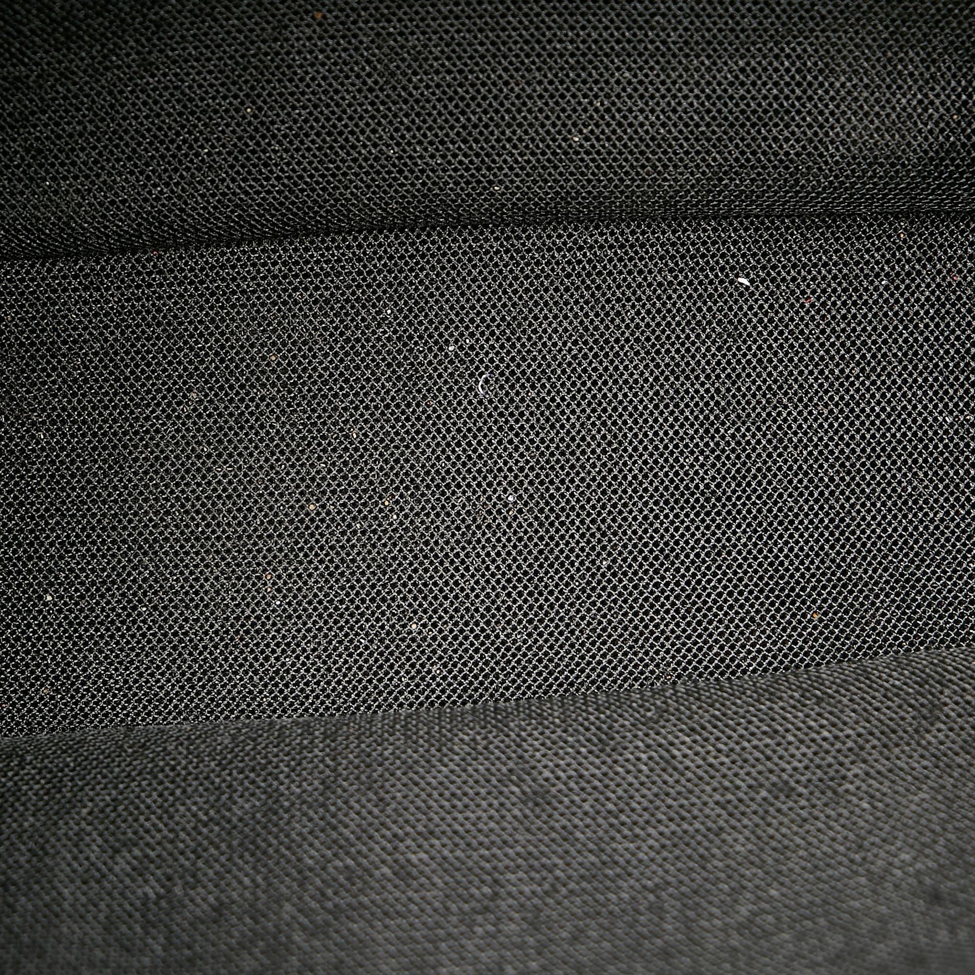 Prada Tessuto Tote Bag (SHG-31560)