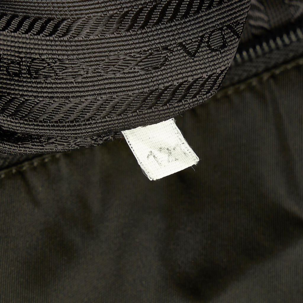 Prada Tessuto Tote Bag (SHG-26251)
