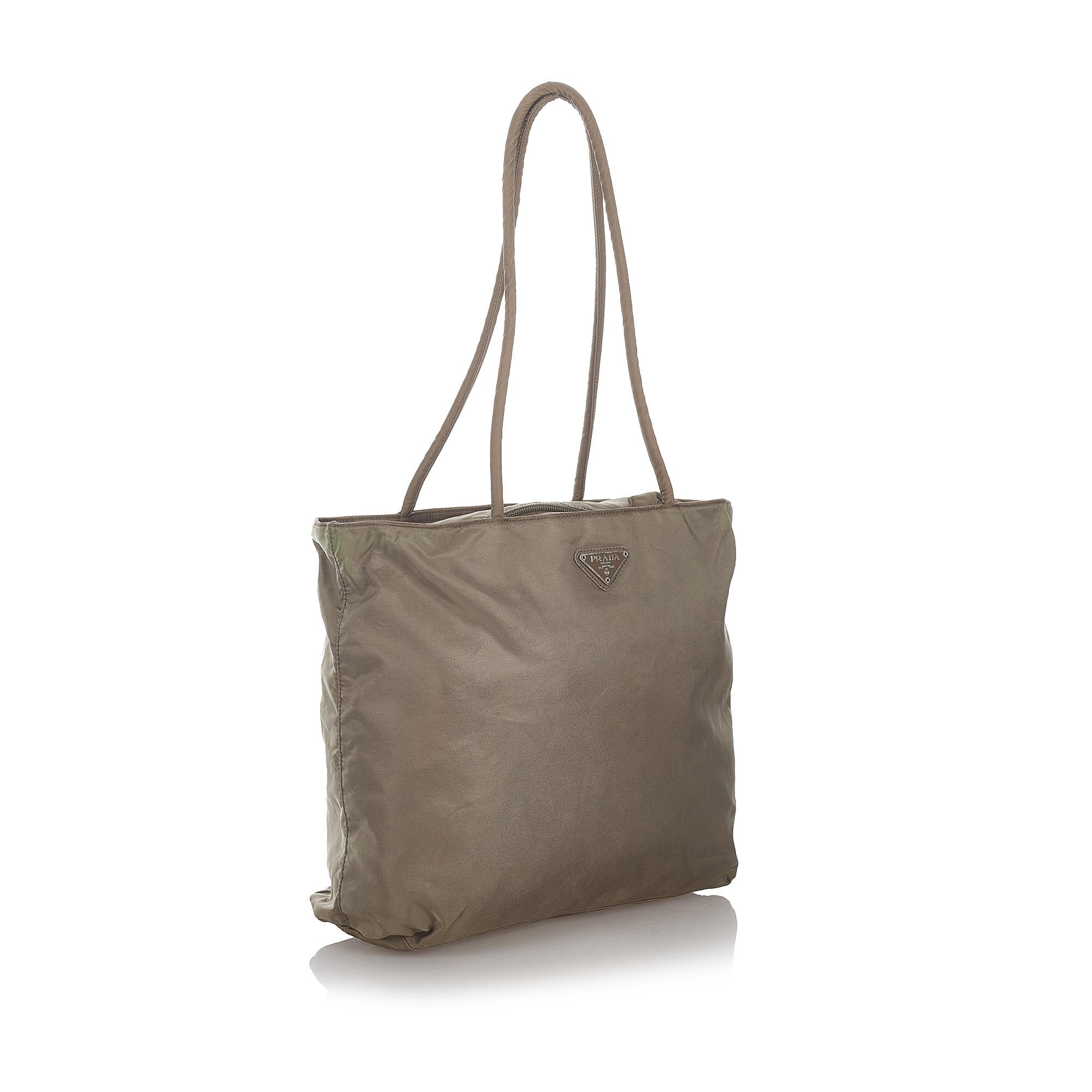 Prada Tessuto Tote Bag (SHG-26746)